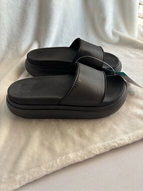Reef Cushion Bondi Bay Women's Platform Slides Black Size 8 NWT